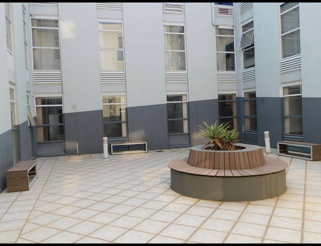 157M² OFFICE TO LET IN CRAIGHALL